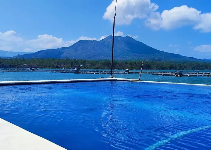 Kedisan Lakeview 3*